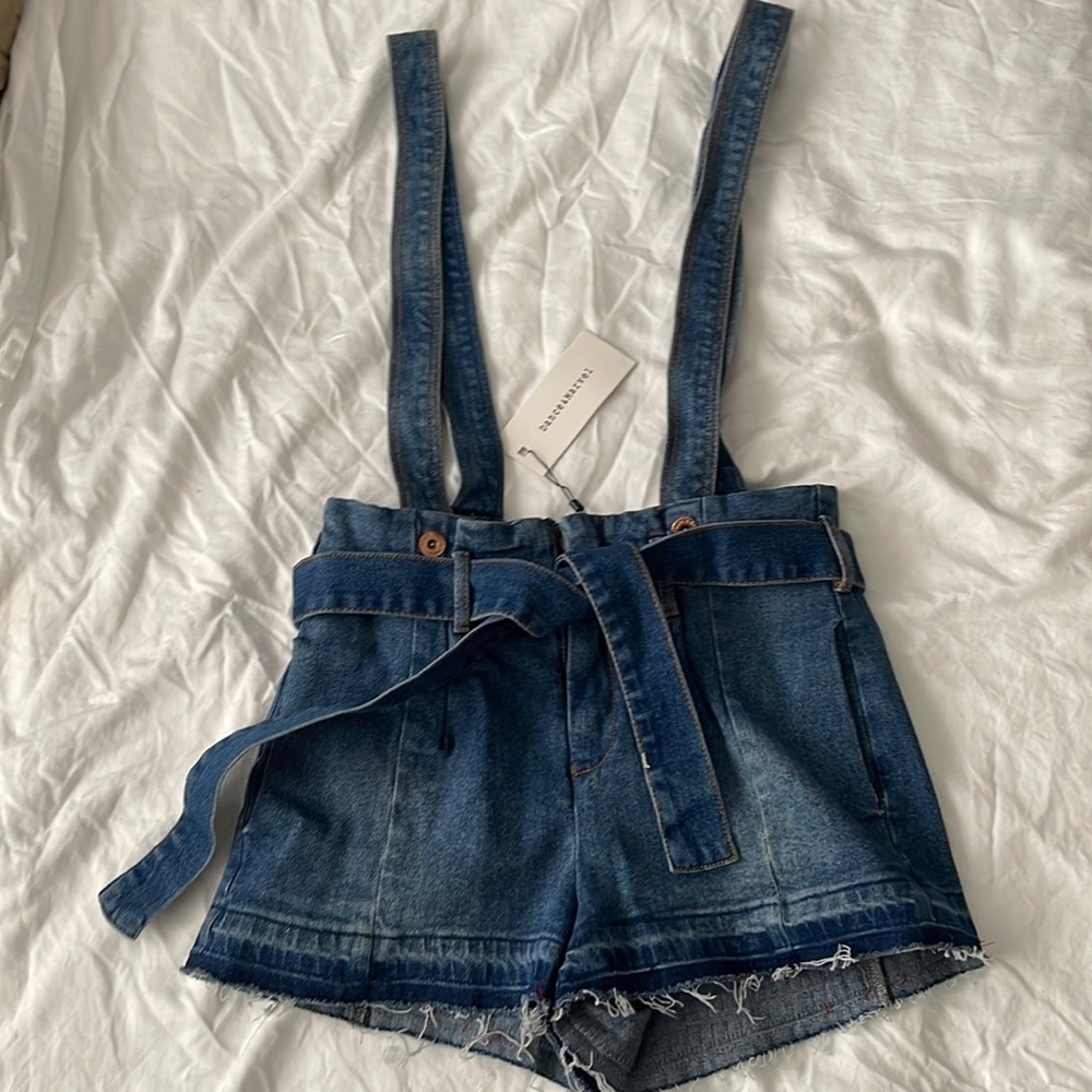 Denim shorts NWT